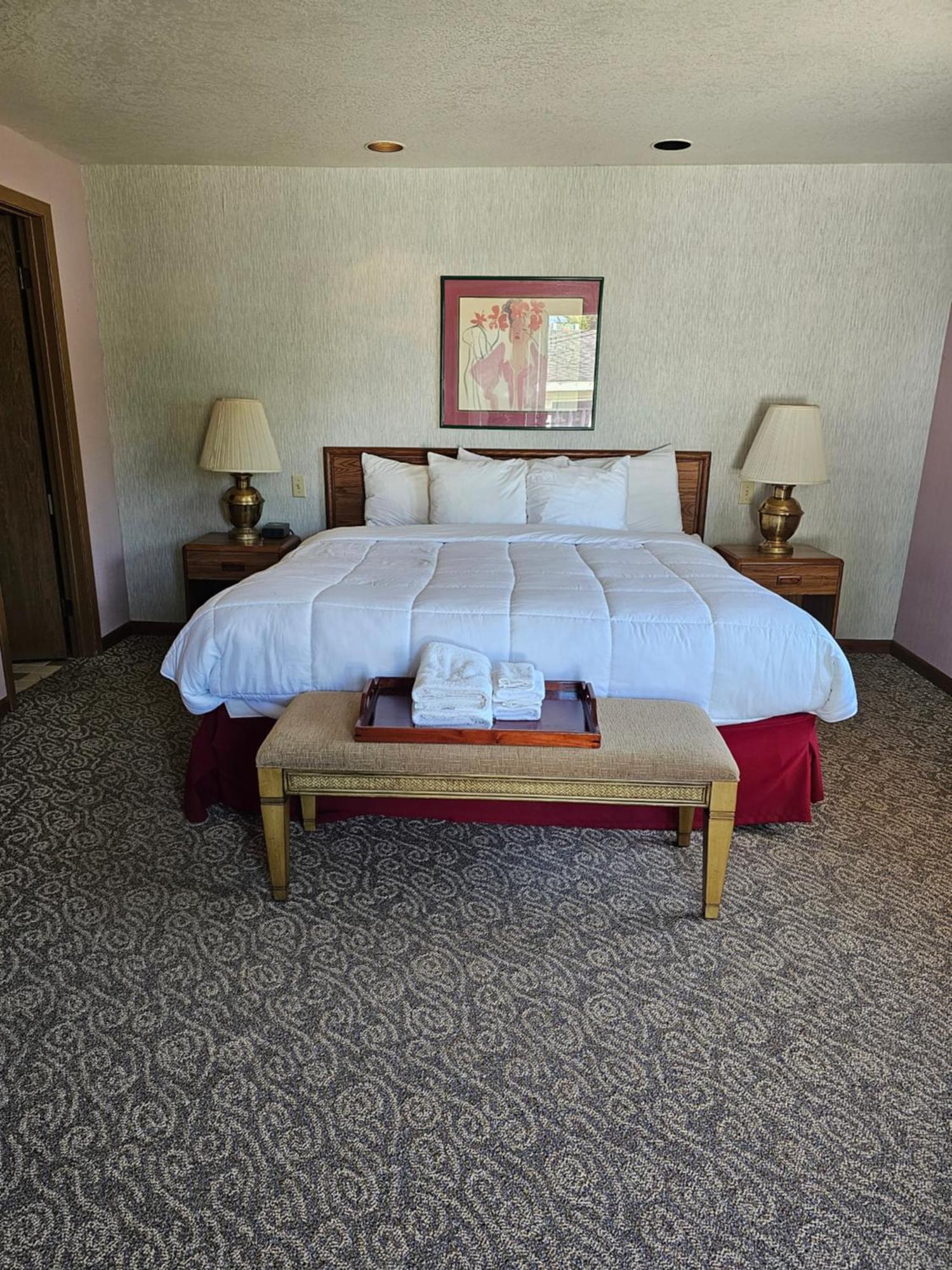 Travelodge By Wyndham Mackinaw 2*