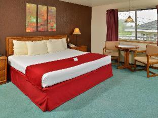 Motel Travelodge By Wyndham Mackinaw 2*